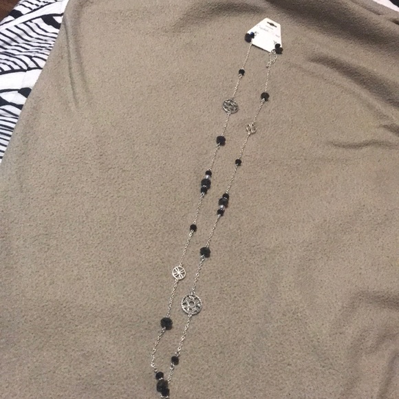 Jewelry Set - Picture 2 of 3